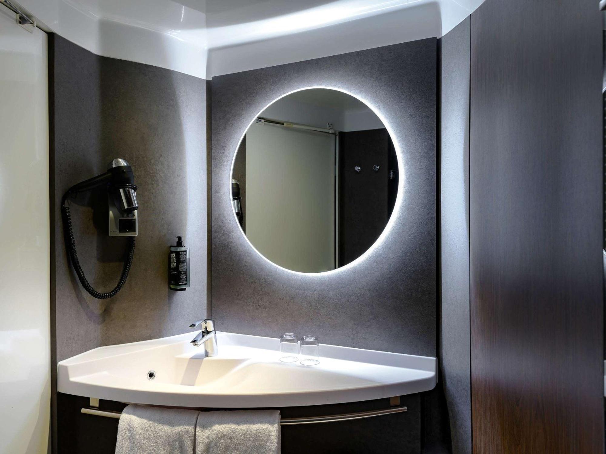 Ibis Muenchen Parkstadt Schwabing Ngoại thất bức ảnh